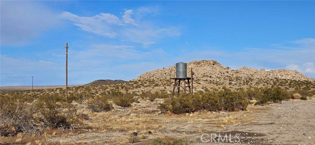 Detail Gallery Image 7 of 8 For 800 Sage St., Lucerne Valley,  CA 92356 - 1 Beds | 1 Baths