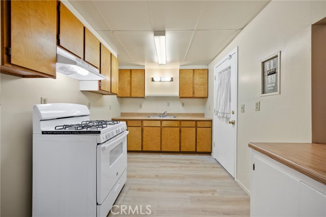 25347 Union Street, San Bernardino CA: https://media.crmls.org/medias/f46cac38-ab4a-419b-b2db-2c57978c0fb8.jpg