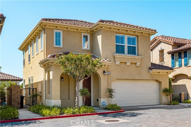 Detail Gallery Image 2 of 31 For 19946 Giovanni Ct, Yorba Linda,  CA 92886 - 3 Beds | 2/1 Baths