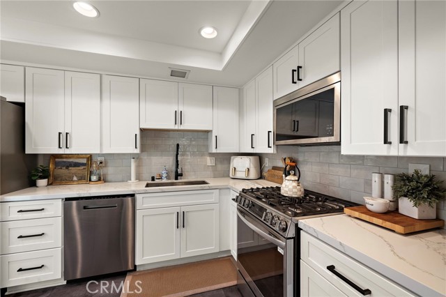 Detail Gallery Image 10 of 25 For 26592 Dolorosa, Mission Viejo,  CA 92691 - 2 Beds | 2 Baths