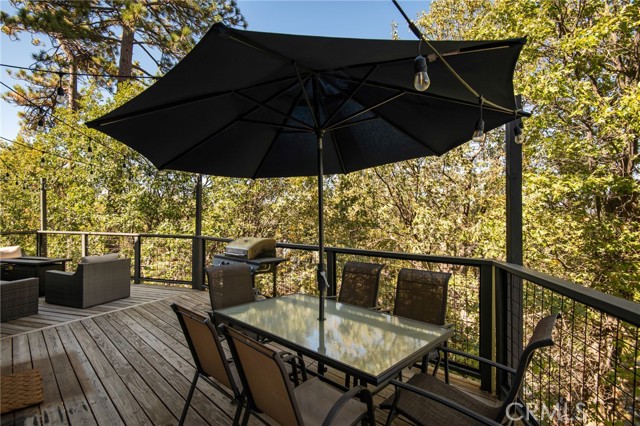 Detail Gallery Image 14 of 26 For 1275 Golden Rule Ln, Lake Arrowhead,  CA 92352 - 4 Beds | 2 Baths