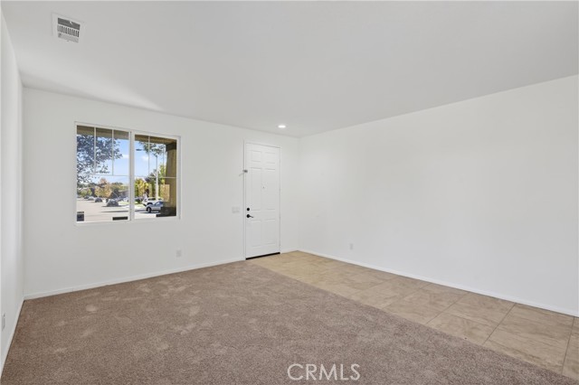 Detail Gallery Image 12 of 39 For 205 Logan, Beaumont,  CA 92223 - 5 Beds | 3 Baths