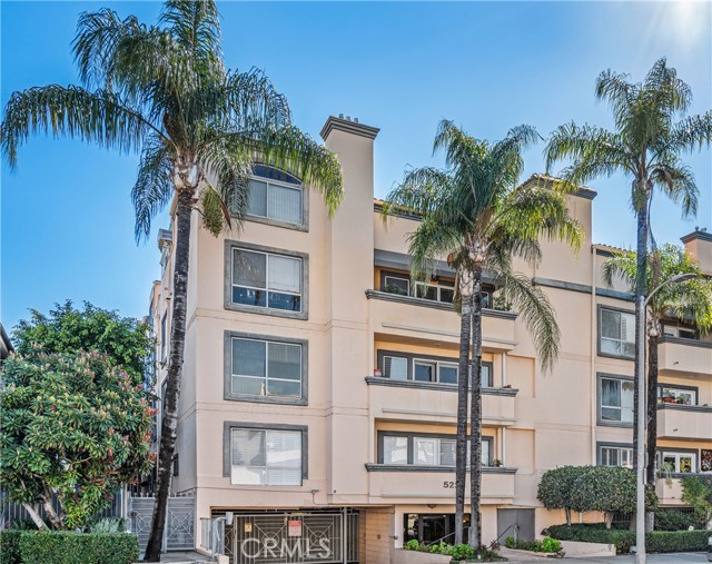 Detail Gallery Image 1 of 1 For 5224 Zelzah Ave #309,  Encino,  CA 91316 - 2 Beds | 2/1 Baths