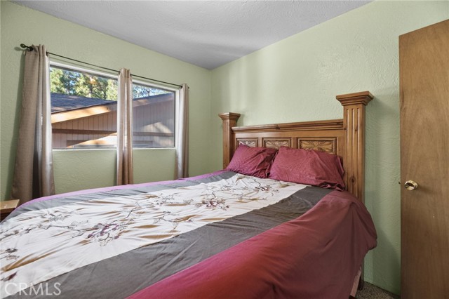 Detail Gallery Image 10 of 15 For 641 Spruce Ln, Sugarloaf,  CA 92386 - 2 Beds | 1 Baths