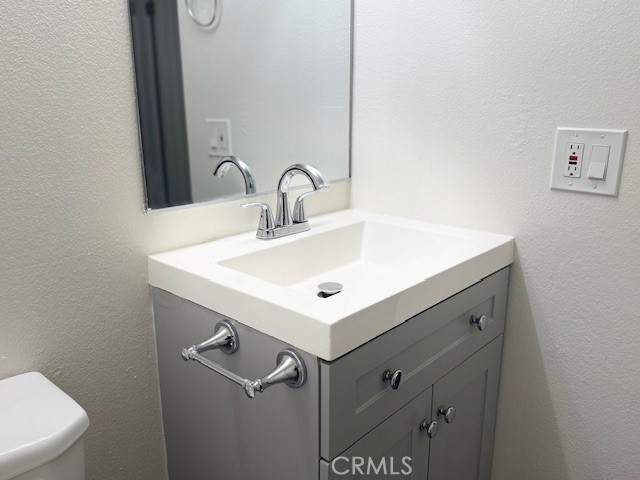 https://media.crmls.org/medias/f46fbebc-3e48-45aa-b924-5ffc4fbcaf52.jpg?preset=X-Large