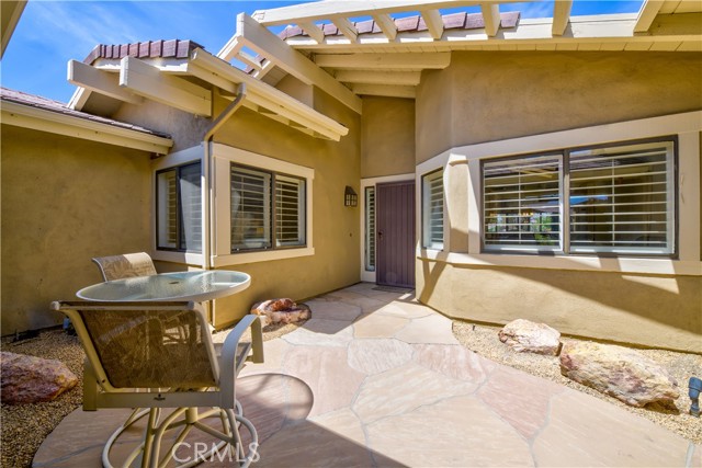 Detail Gallery Image 3 of 37 For 324 Sundance Cir, Palm Desert,  CA 92211 - 2 Beds | 2/1 Baths