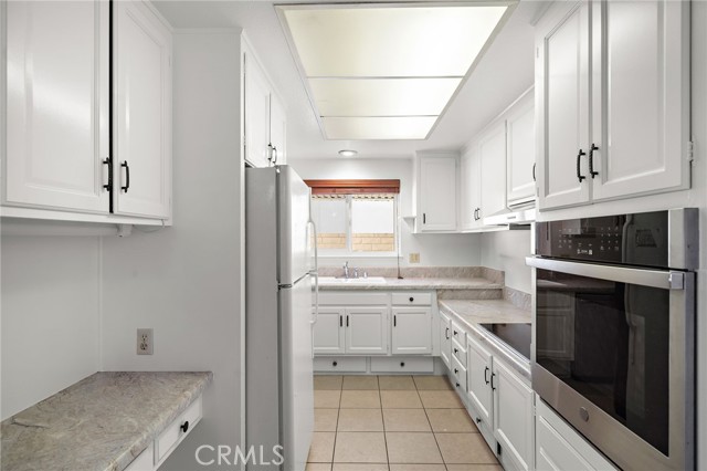 Detail Gallery Image 8 of 35 For 2048 via Mariposa #D,  Laguna Woods,  CA 92637 - 2 Beds | 1 Baths