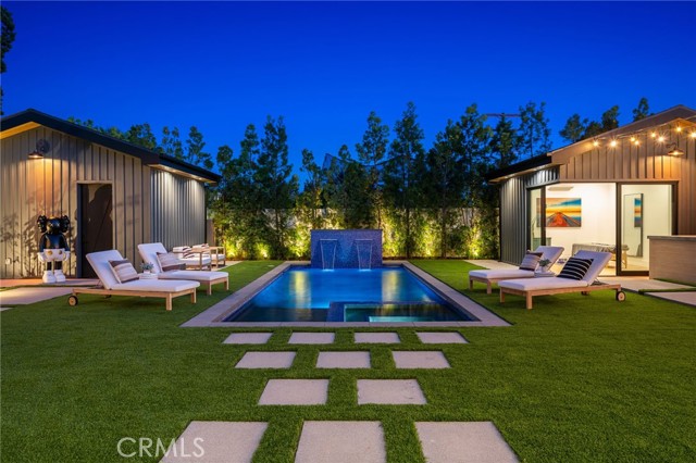 Detail Gallery Image 32 of 51 For 13008 Huston St, Sherman Oaks,  CA 91423 - 5 Beds | 6/1 Baths