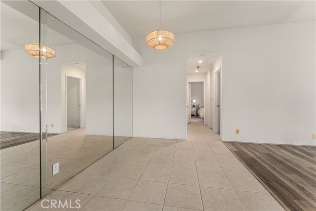 Detail Gallery Image 14 of 29 For 105 Corsica Dr, Newport Beach,  CA 92660 - 2 Beds | 1 Baths