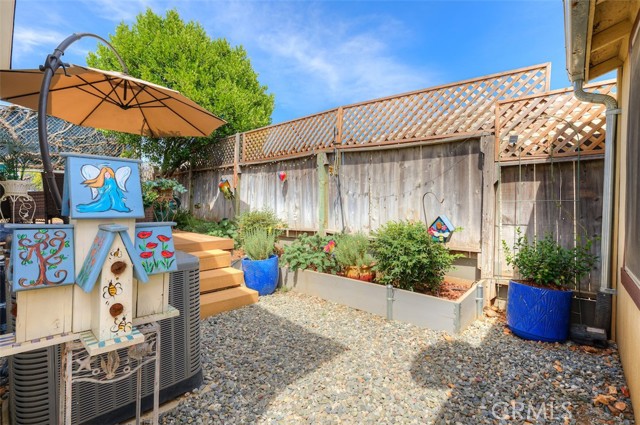 1675 Manzanita Avenue, Chico CA: https://media.crmls.org/medias/f4713b3c-169f-46d1-bbcb-280c46965d77.jpg