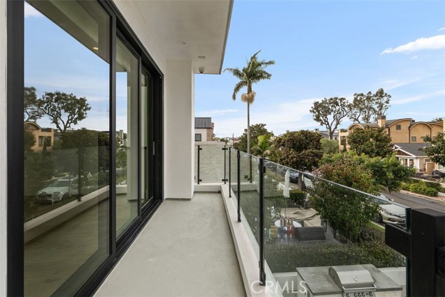 Detail Gallery Image 23 of 44 For 508 Marigold, Corona Del Mar,  CA 92625 - 4 Beds | 4/1 Baths