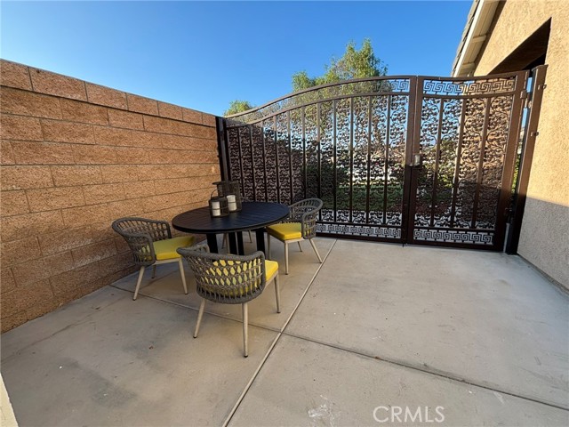 Detail Gallery Image 8 of 8 For 6863 Persimmon #B,  Chino,  CA 91710 - 1 Beds | 1 Baths