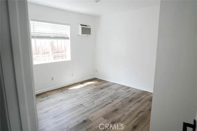 3424 3424 1/2 Paloma Street, Los Angeles CA: https://media.crmls.org/medias/f4720226-7faa-4267-85be-607b5164c318.jpg