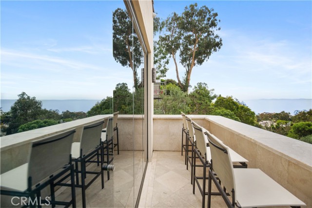 Detail Gallery Image 5 of 55 For 825 Summit Dr, Laguna Beach,  CA 92651 - 3 Beds | 2/1 Baths