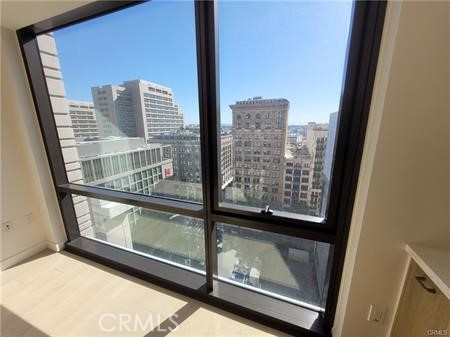 Detail Gallery Image 22 of 27 For 400 S Broadway #1302,  Los Angeles,  CA 90013 - 1 Beds | 1 Baths