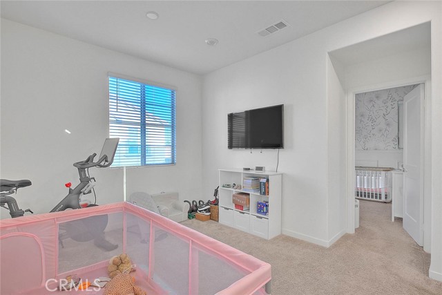 831 Wintergreen Way, Upland CA: https://media.crmls.org/medias/f4735f3e-ae11-4db4-b8a2-057287244e89.jpg