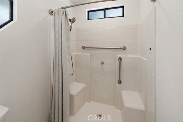 3014 California Park Drive, Chico CA: https://media.crmls.org/medias/f4737979-b723-46b8-9c3b-f931f8e50523.jpg