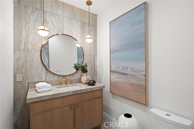 48 Belcourt Drive, Newport Beach CA: https://media.crmls.org/medias/f4740d14-a7f4-4896-a077-507f47d5c1da.jpg