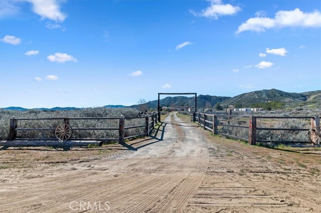 Detail Gallery Image 9 of 54 For 44316 Jay, Anza,  CA 92539 - 4 Beds | 2 Baths