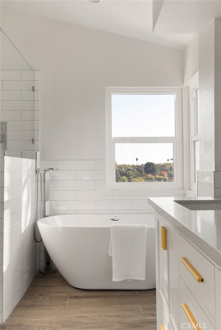 MLS #LG25272893 image #14