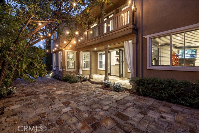 Detail Gallery Image 5 of 48 For 8 Upland, Irvine,  CA 92602 - 4 Beds | 3 Baths