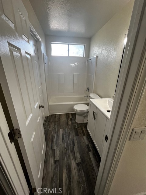 Detail Gallery Image 6 of 14 For 1320 S Diamond Bar #B,  Diamond Bar,  CA 91765 - 3 Beds | 1/1 Baths