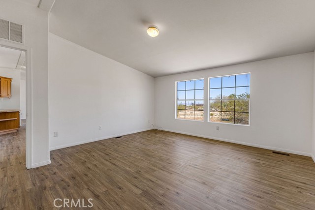 Detail Gallery Image 10 of 53 For 6625 Indian Cove Rd, Twentynine Palms,  CA 92277 - 3 Beds | 2 Baths