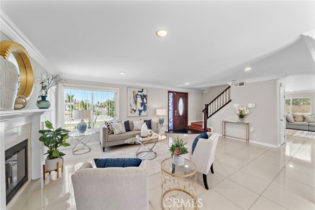 16086 Sweetleaf Street, Fountain Valley CA: https://media.crmls.org/medias/f476e327-a6ad-46ce-abc6-b38b0bfcfbef.jpg