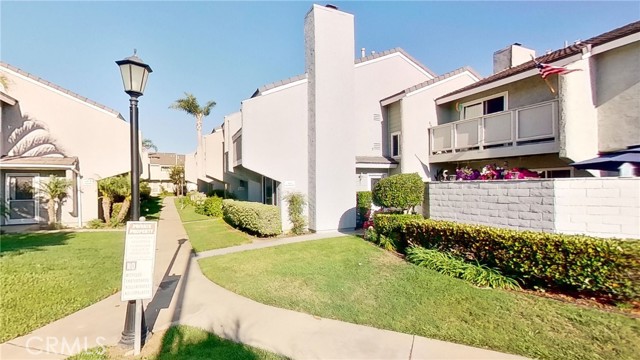 Image 2 for 8152 Lindenwood Dr #48, Huntington Beach, CA 92646