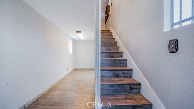 Detail Gallery Image 7 of 30 For 33134 Agua Dulce Canyon, Agua Dulce,  CA 91390 - 1 Beds | 1 Baths