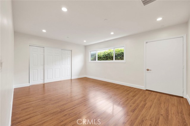Detail Gallery Image 13 of 28 For 4637 Nagle Ave, Sherman Oaks,  CA 91423 - 4 Beds | 2 Baths