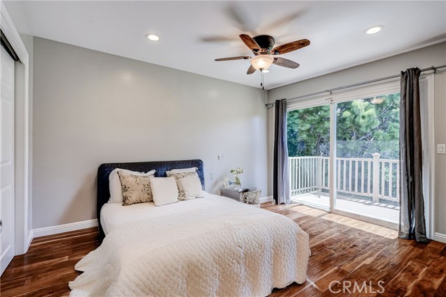 Detail Gallery Image 15 of 29 For 1030 5th St, Hermosa Beach,  CA 90254 - 3 Beds | 2 Baths