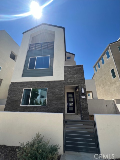 179 Sawbuck, Irvine CA: https://media.crmls.org/medias/f478068c-145a-490c-a034-8590240ce150.jpg