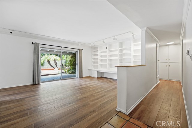 Detail Gallery Image 5 of 28 For 8631 Santa Susana Pl, West Hills,  CA 91304 - 3 Beds | 2 Baths