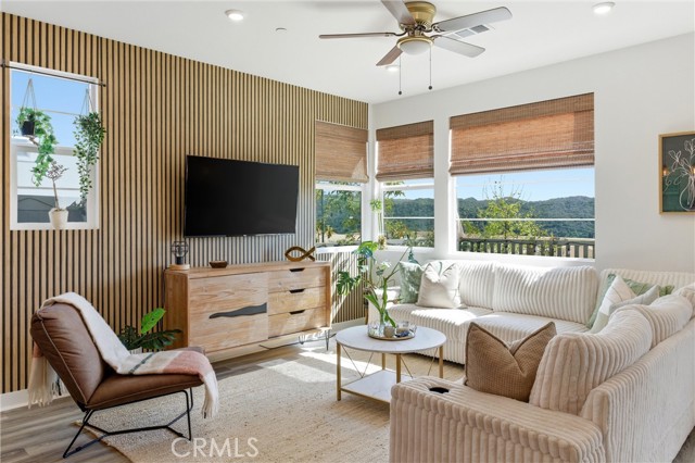 Detail Gallery Image 2 of 49 For 116 Sunstone Place, Rancho Mission Viejo,  CA 92694 - 3 Beds | 2/1 Baths