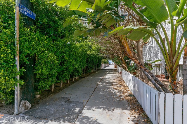 Detail Gallery Image 29 of 41 For 3512 Pacific Ave #2,  Los Angeles,  CA 90292 - 2 Beds | 2 Baths