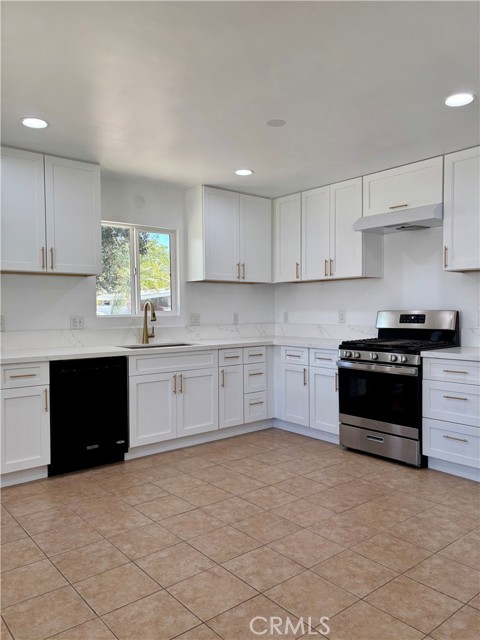 4162 Mcarthur Road, Riverside CA: https://media.crmls.org/medias/f47b3b1d-5715-4b12-ad5b-9670952f454a.jpg