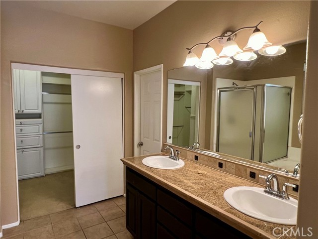 Detail Gallery Image 9 of 24 For 13243 Silver Oak St, Hesperia,  CA 92344 - 4 Beds | 2 Baths