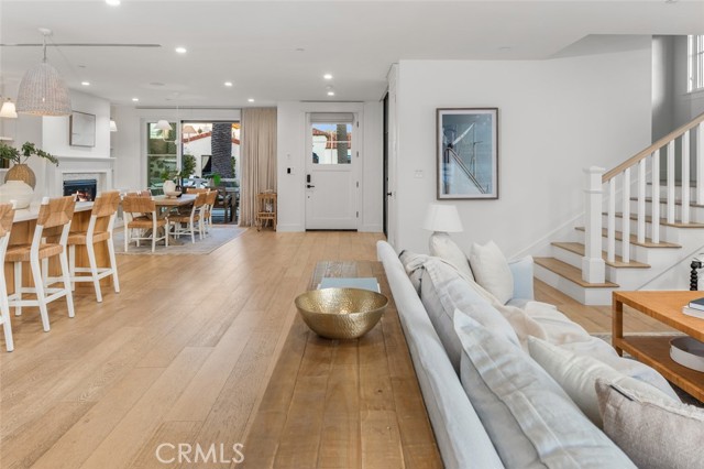 Detail Gallery Image 22 of 75 For 153 Granada Ave, Long Beach,  CA 90803 - 5 Beds | 4 Baths