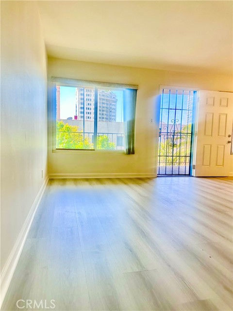 Detail Gallery Image 10 of 29 For 801 E 1st St #17,  Long Beach,  CA 90802 - 1 Beds | 1 Baths