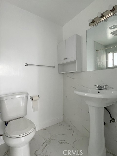 Detail Gallery Image 9 of 13 For 1102 Larimore Ave #9,  La Puente,  CA 91744 - 2 Beds | 1 Baths