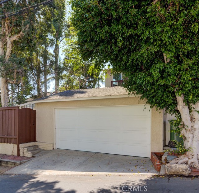 2104 Grandview Avenue, Manhattan Beach, California 90266, 3 Bedrooms Bedrooms, ,2 BathroomsBathrooms,Residential,Sold,Grandview,SB21209175