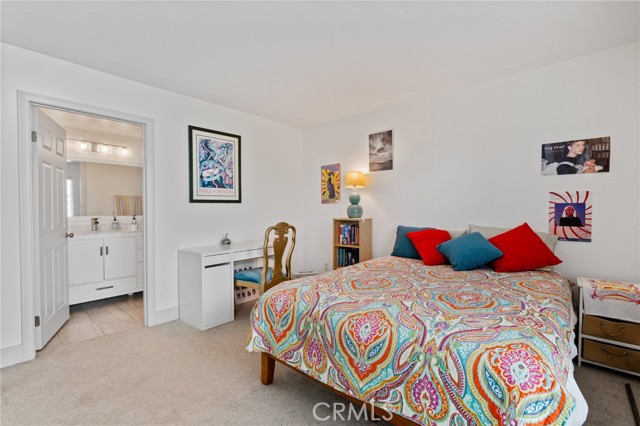 718 W 37th Street, San Pedro CA: https://media.crmls.org/medias/f47e24e4-7a34-4a49-b9bc-895cc352b24e.jpg