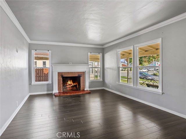 Detail Gallery Image 15 of 44 For 207 W Ash Ave, Burbank,  CA 91502 - 2 Beds | 1 Baths