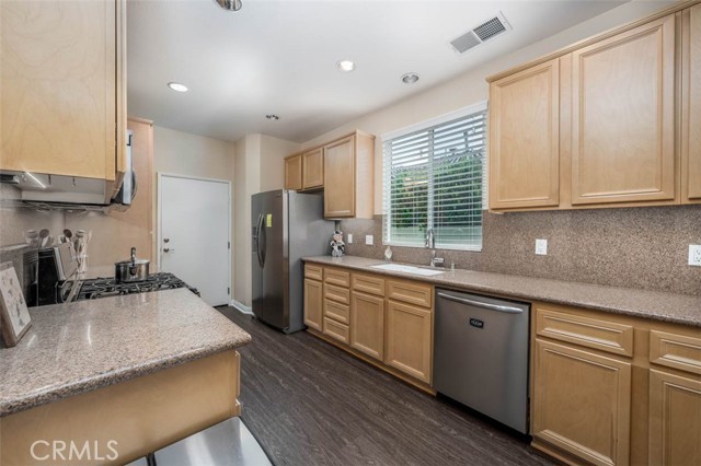 Detail Gallery Image 9 of 38 For 171 Kettle Creek, Beaumont,  CA 92223 - 3 Beds | 2 Baths