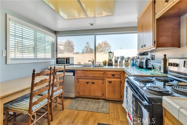 Detail Gallery Image 65 of 70 For 1215 Lawrence Way, Oxnard,  CA 93035 - 3 Beds | 2 Baths