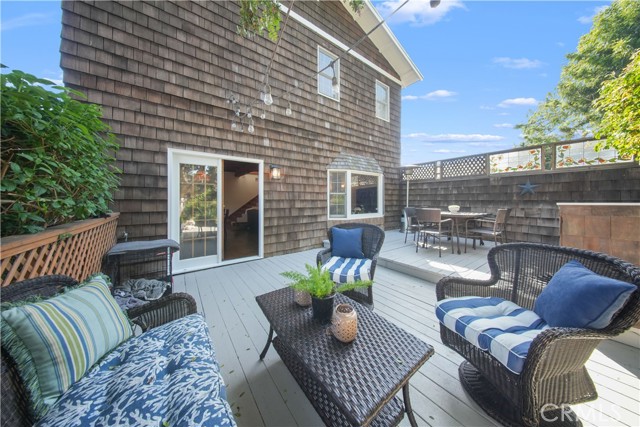 Detail Gallery Image 28 of 35 For 4049 E 15th, Long Beach,  CA 90804 - 3 Beds | 2 Baths