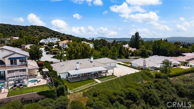 36608 Oak Ridge Drive, Yucaipa CA: https://media.crmls.org/medias/f4808538-7c20-4ebe-8eab-b1dba103e62b.jpg