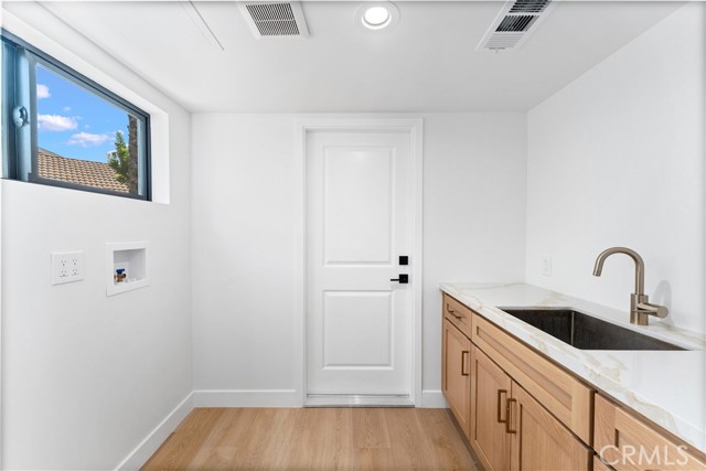 1290 N Tippetts Lane, Anaheim CA: https://media.crmls.org/medias/f480b02c-a957-416e-8c03-766699d3b6cb.jpg