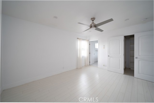 Detail Gallery Image 7 of 18 For 22149 Victory Bld, Woodland Hills,  CA 91303 - 3 Beds | 3 Baths